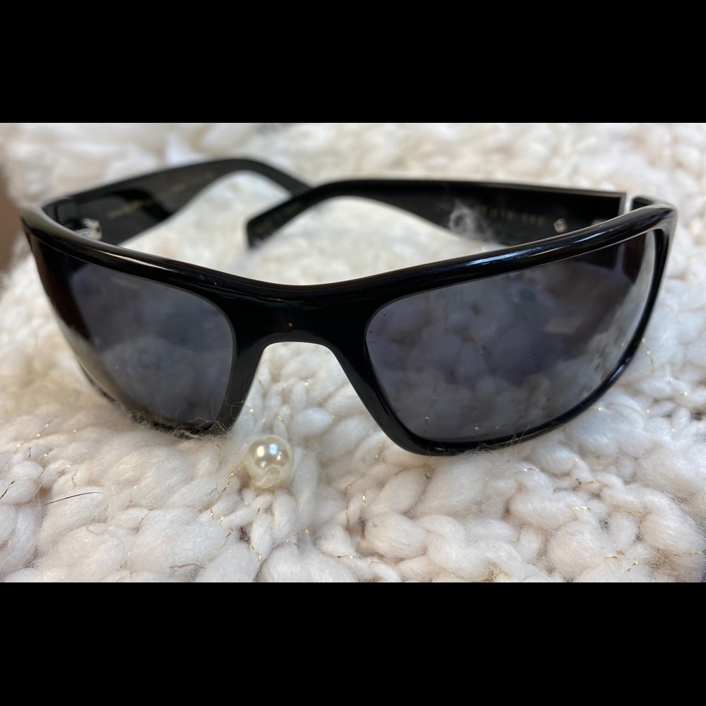 Loree Rodkin Sama -Tommy black sunglasses